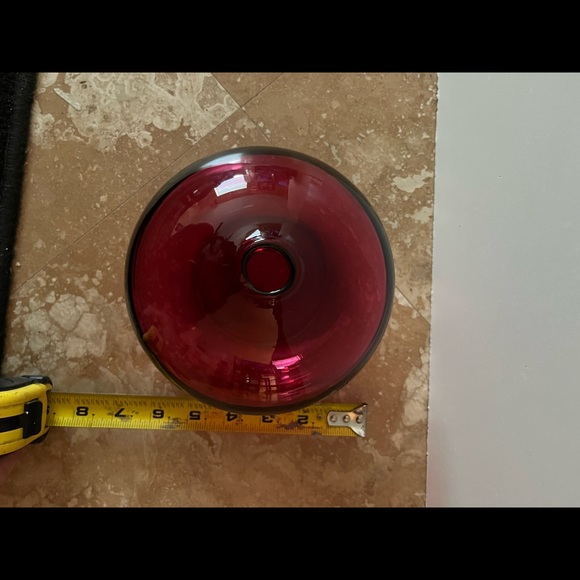 Red Cranberry Glass Circle Decorative Vase Unbranded 6 By 6. - Picture 4 of 6